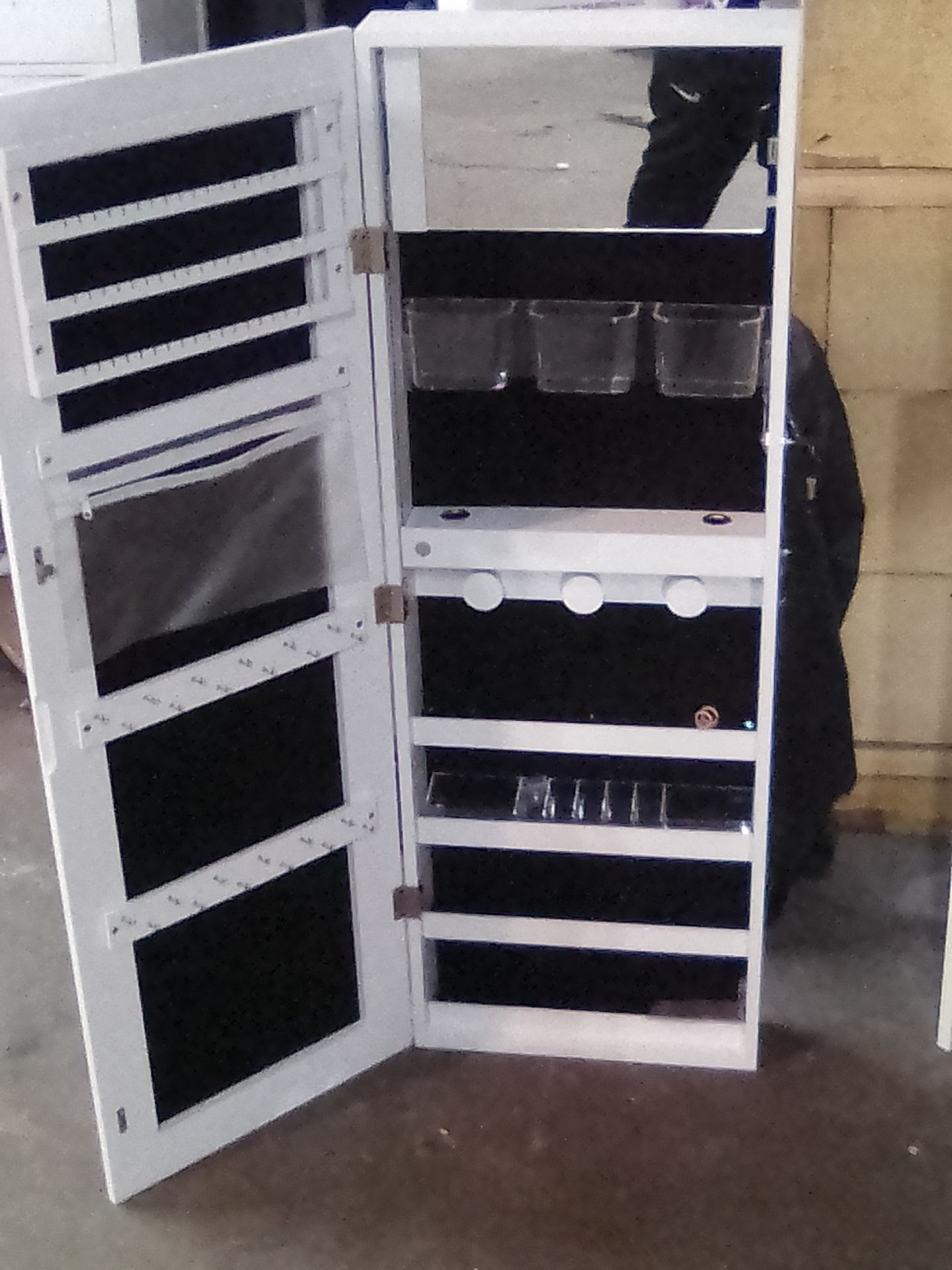 Mirrors And Jewelry Safe