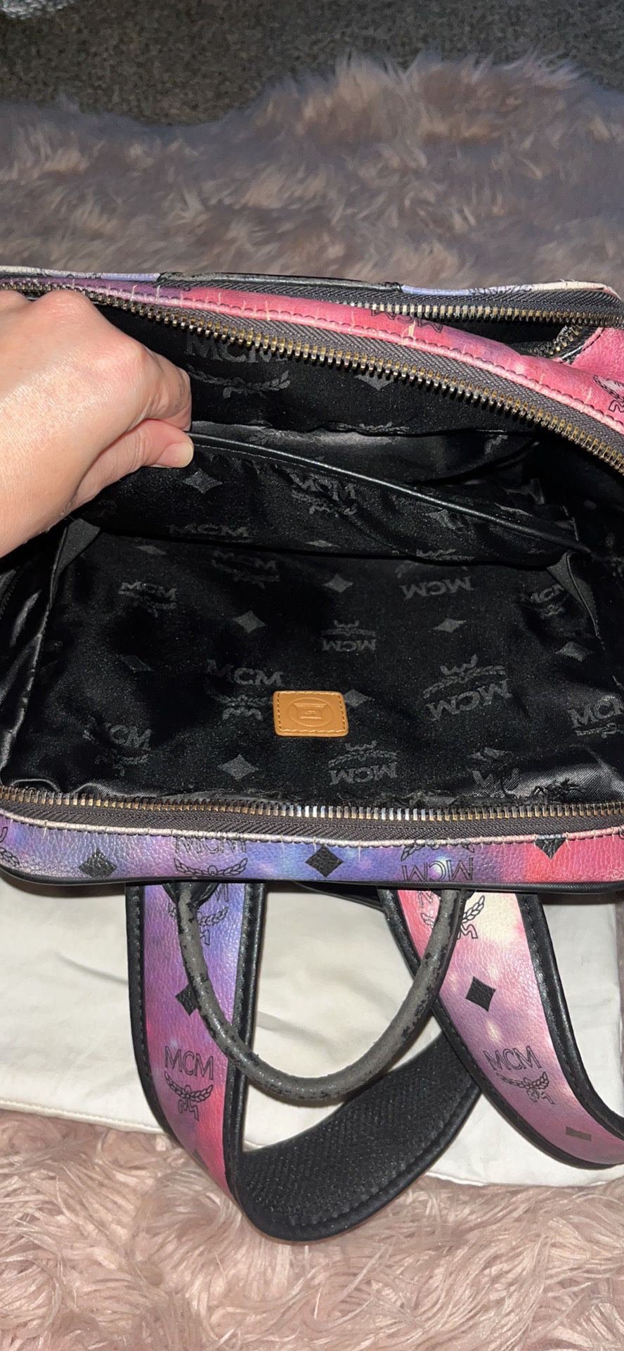 Girls Pink MCM Backpack (AUTHENTIC) for Sale in Linda, CA