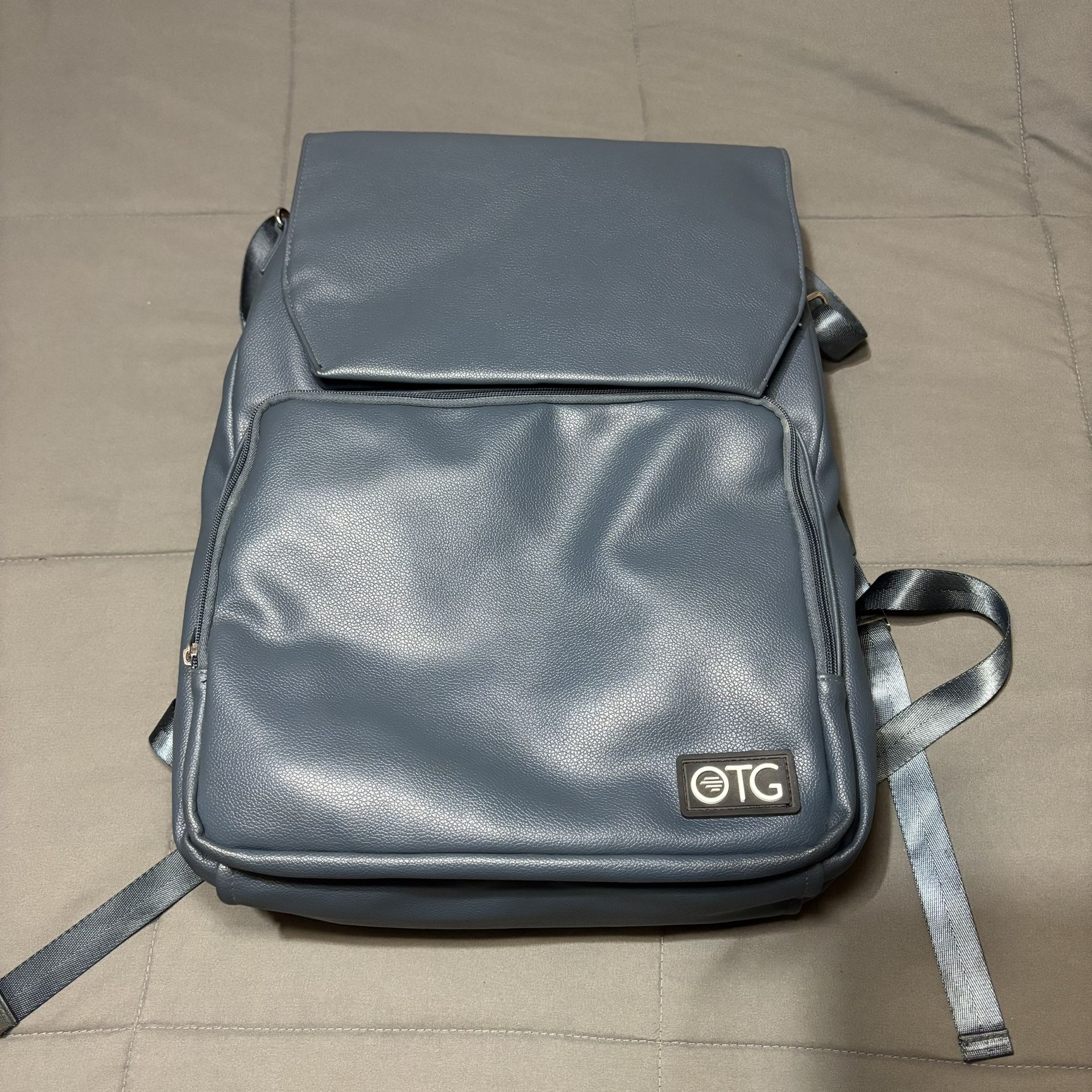 The Aspen Bleu OTG ON THE GO diaper bag denim blue