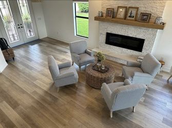 Laminate Flooring 