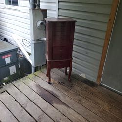 Jewelry Box Vanity