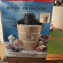 Ice Cream Maker 