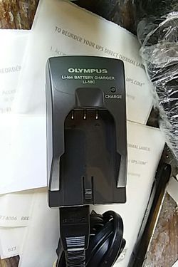 Olympus battery charger model # Li-10c