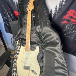 2017 Fender Player Series Stratocaster, Jazz Pickups, W/ Soft Case And Peace Strap - White