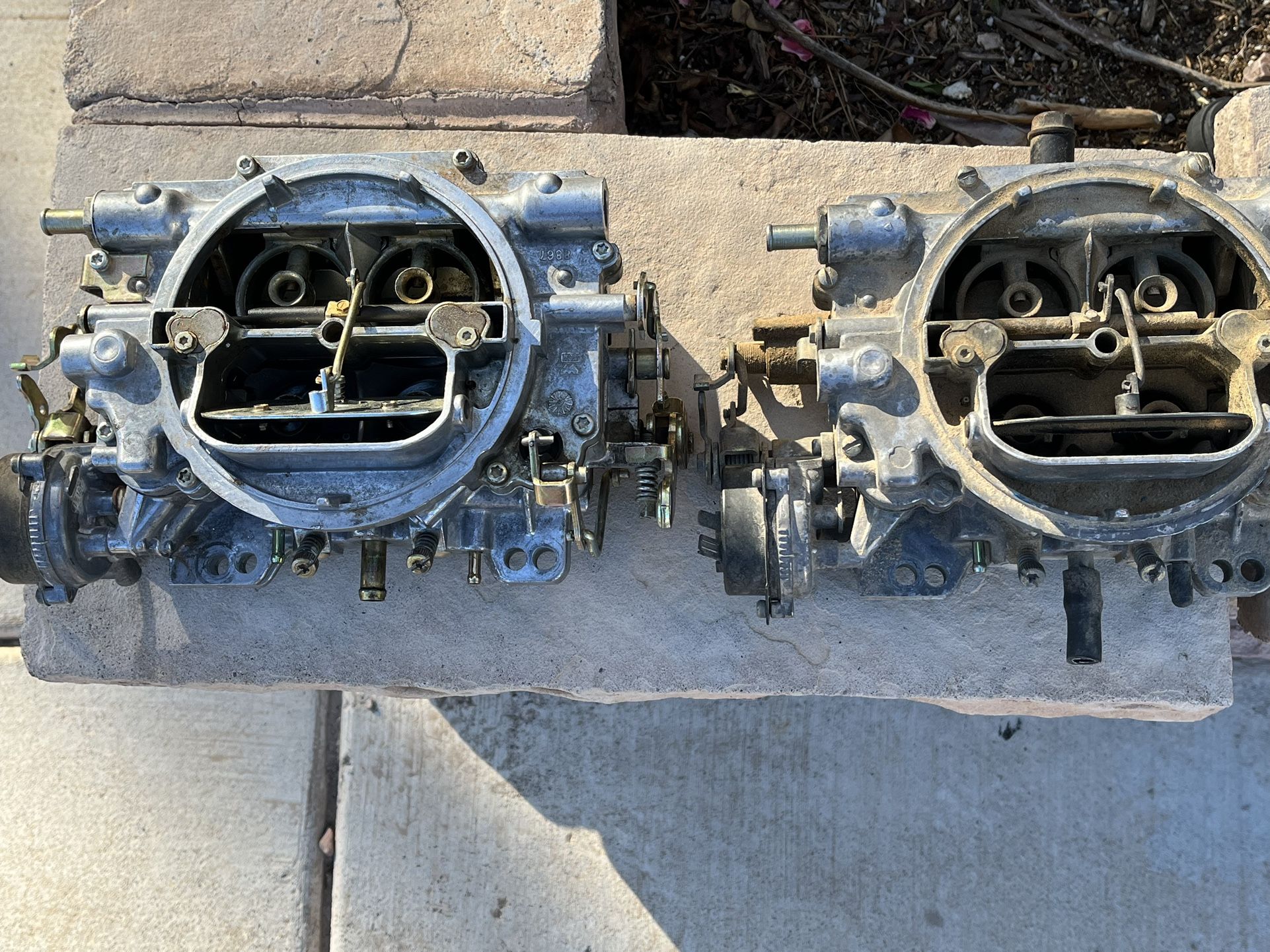 2 Edelbrock Carburetors. for Sale in North Las Vegas, NV OfferUp