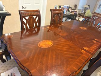 Dining set, 6 beige cushioned seats, 1 leaf