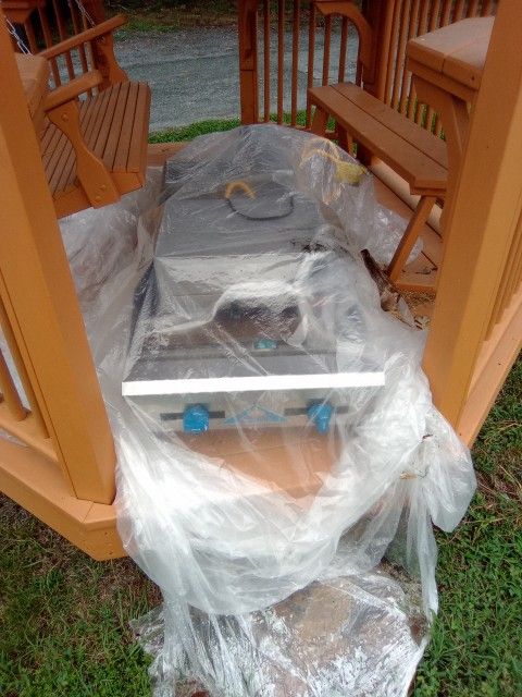 Gas Grill And Deep fryer. Electric Toaster 100 Gallon Tank