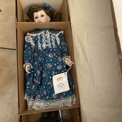 ANTIQUE VINTAGE PORCELAIN DOLL COTTAGE PATCH COLLECTION BIG ANTIQUE DOLL 