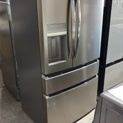 Frigidaire French Door Refrigerator 