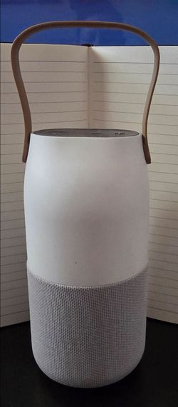 Samsung EO-SG710 Bottle Design Bluetooth Speaker