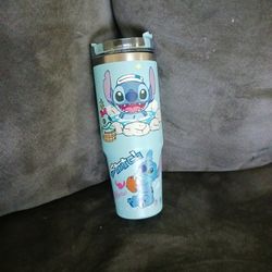 Stitch's big cup 