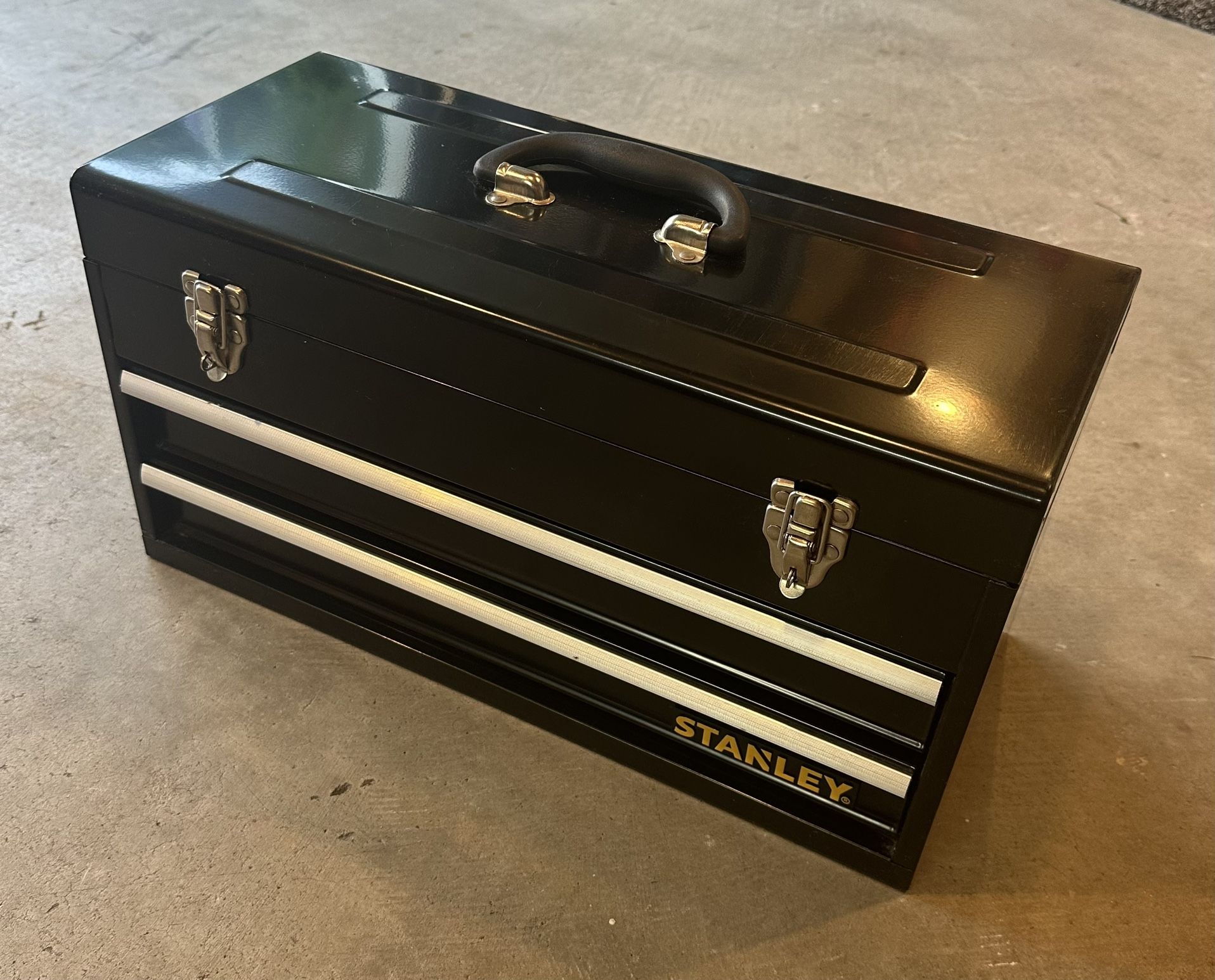 Stanley 2 Drawer Metal Tool Box