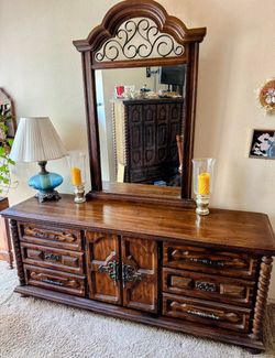 Solid oak dresser