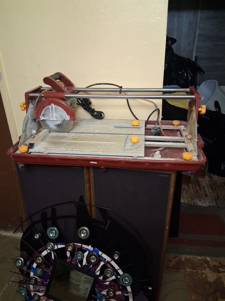 Tile Saw