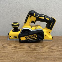 DEWALT DCP580B 20V MAX XR Cordless Brushless 3-1/4 in. Planer (Tool Only)