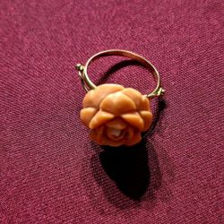 10k Gold Coral Ring 