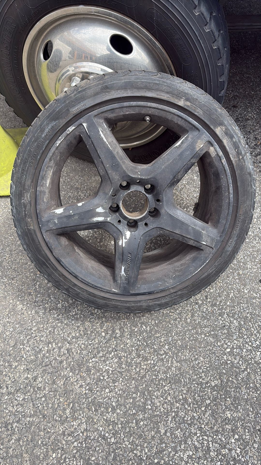 amg wheel n tire