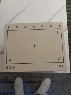 NEW seasons soni XL humidifier & Diffuser in bOX $170