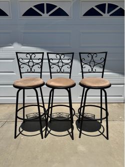 Metal counter/bar stools