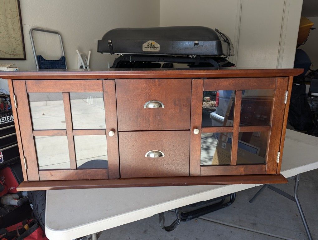 Small Nice Entertainment Stand TV DVD Stand