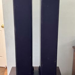 Pair of Polk Audio TSi300 150-Watt Floorstanding Speakers, Black