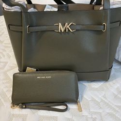 Michael Kors Tote & Wallet