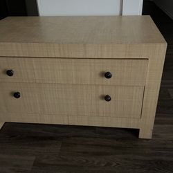 Dresser- MUST GO!