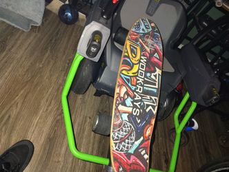 Wookrays Electric Skateboard W/ Remote Included