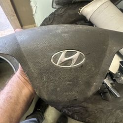 2015 To 2018 Hyundai Santa Fe Steering Wheel Air Bag 