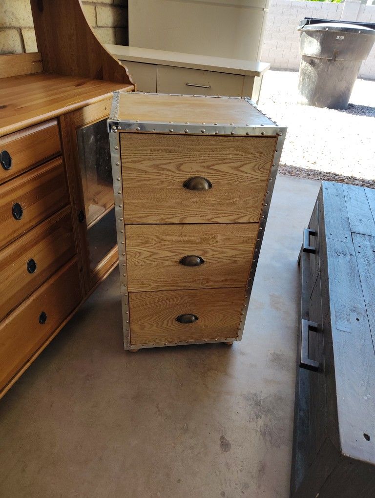 Small Chest Of Drawers