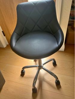 Officr Chair - Grey Faux Leather Diamond Stitched Office Chair