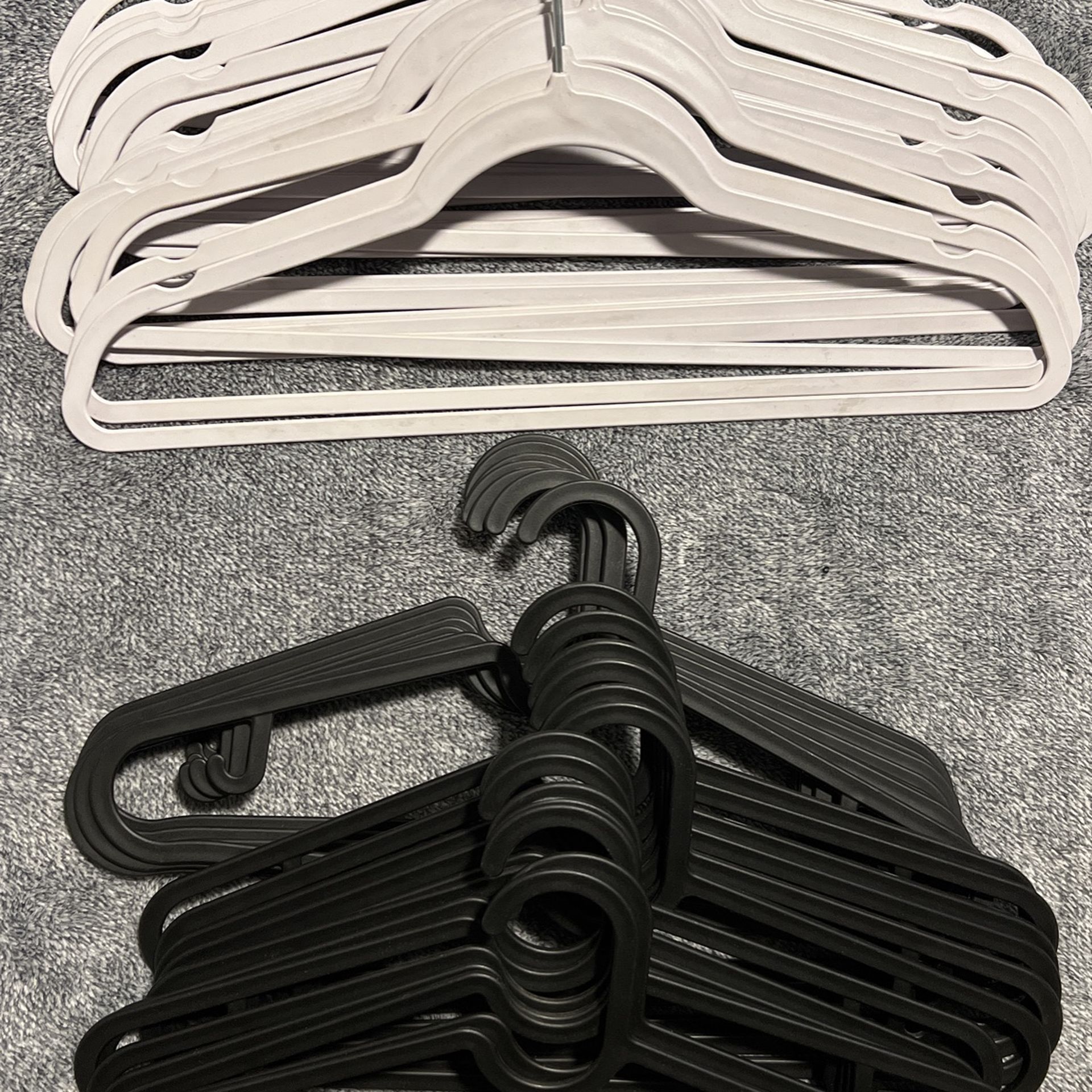 Slim Plastic Hangers
