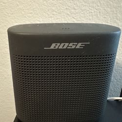 BOSE Soundlink || Black Portable Bluetooth Speaker