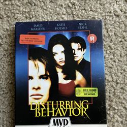 Disturbing Behavior Blu Ray w/slip