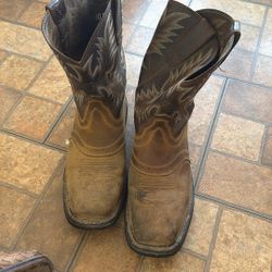 Ariat Size 10 Boots