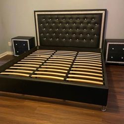 QUEEN FRAME AND 2 NIGHTSTANDS $745!! SAM DAY DELIVERY!!! KING SIZE $795