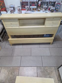 Bassett Furniture Mid-Century Century 2 piece Bedroom Set