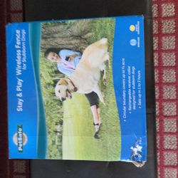 PetSafe Stay & Play Wireless Pet Fence for Stubborn Dogs