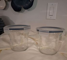 Glass Food Storage Containers with Locking Lids – Set of 2