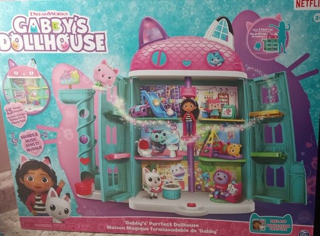 Brand new Gabby’s Dollhouse, Purrfect Dollhouse with 15 Pieces including Toy Figures, Furniture