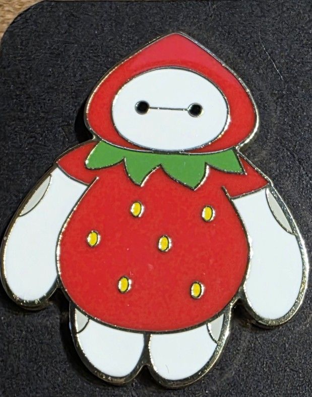 Disney Pin - Strawberry Baymax