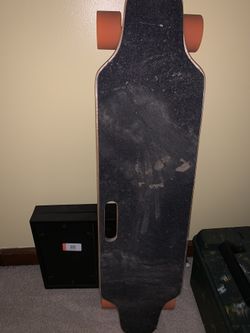 Electric skateboard 
