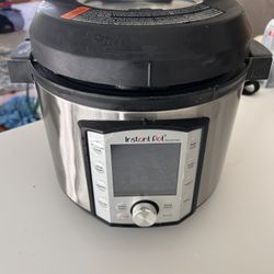 Instapot Multi feature 5 Qt