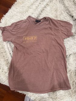 PrettyLittleThing Medium Taupe T-Shirt