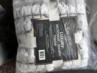 Sherpa Throw Blanket 