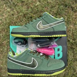 Nike SB Dunks Green Lobster 