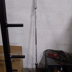 Heavy Duty 7 Ft 45 Lb Commercial Grade Olympic Weight Bar Brand New With Spring Clips Super Smooth Bearings