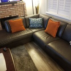 Nice clean Brown Leather Sofa 