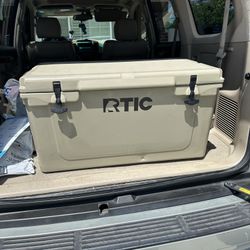 RTIC 45 qt Hard Cooler Insulated Portable Ice Chest Box for Beach, Drink,  Beverage, Camping, Picnic, Fishing, Boat, Barbecue