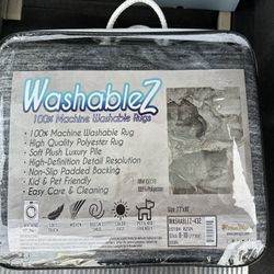 8/10 Machine Washable Soft Rug 